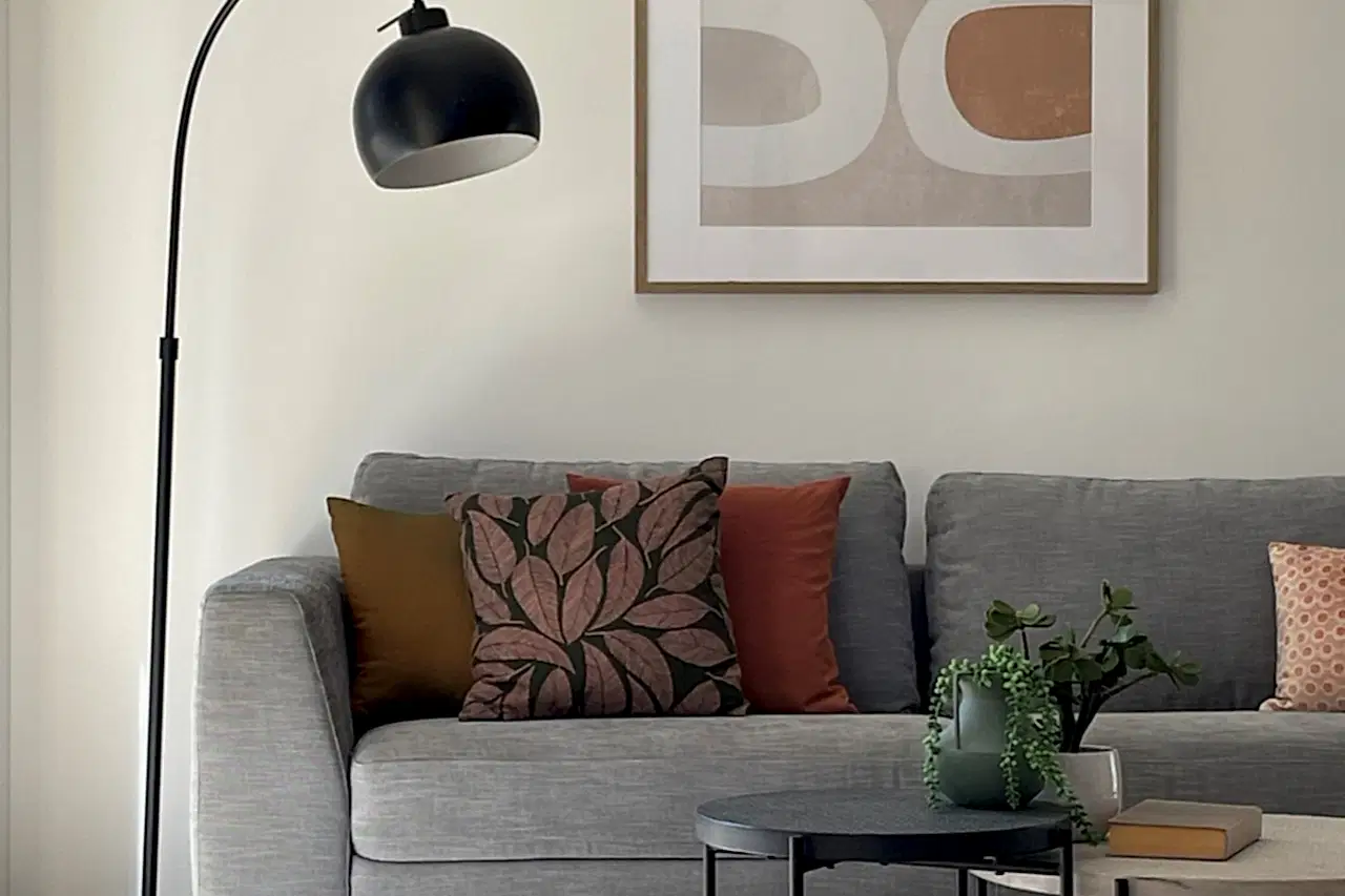 4-Bed New Build, Joondanna - sofa